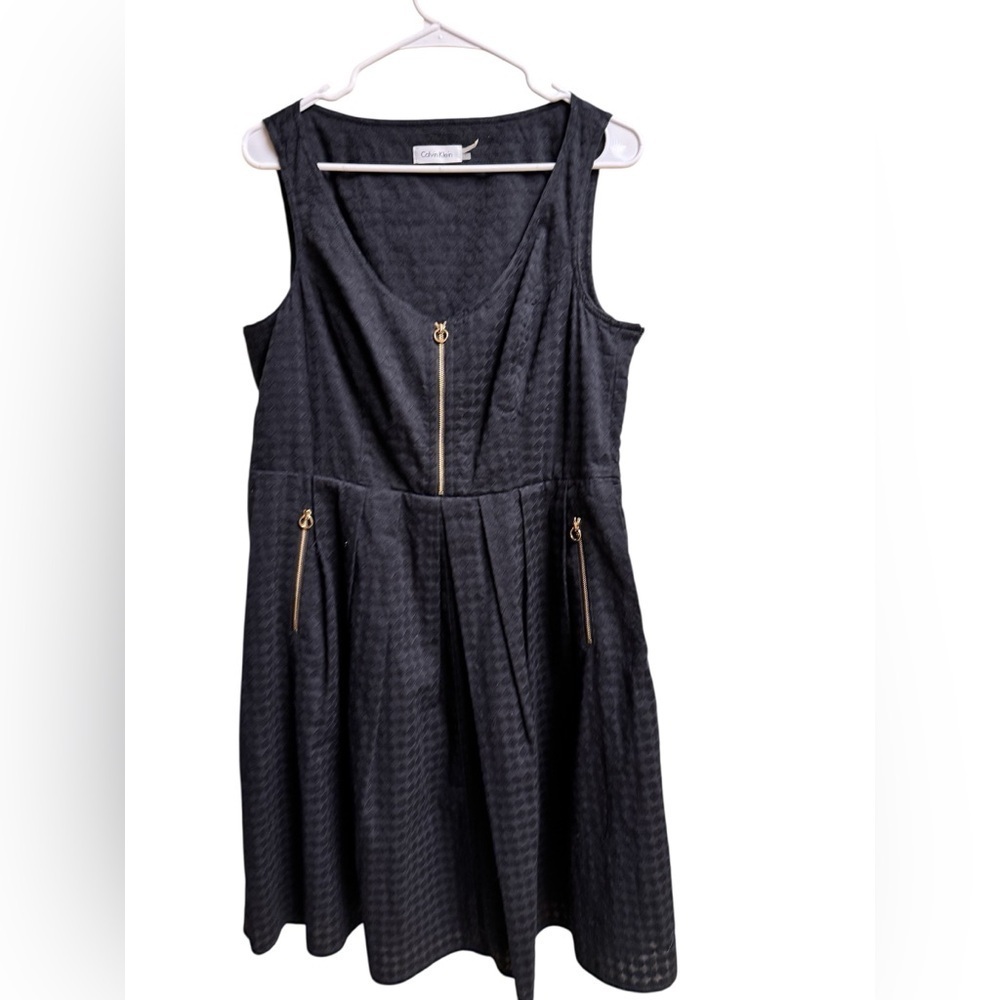 Calvin Klein Black Fit & Flare Babydoll Dress Gold Zipper Pockets Size 10